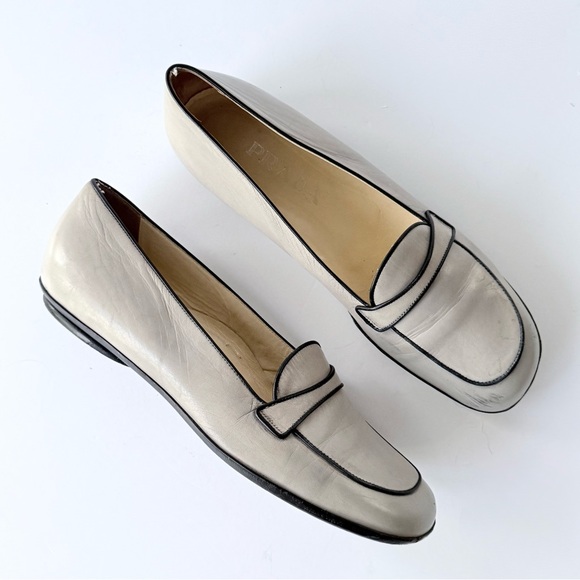Vintage Prada 1990s Gray Leather Loafers with Black Piping Size 39 - Picture 1 of 16